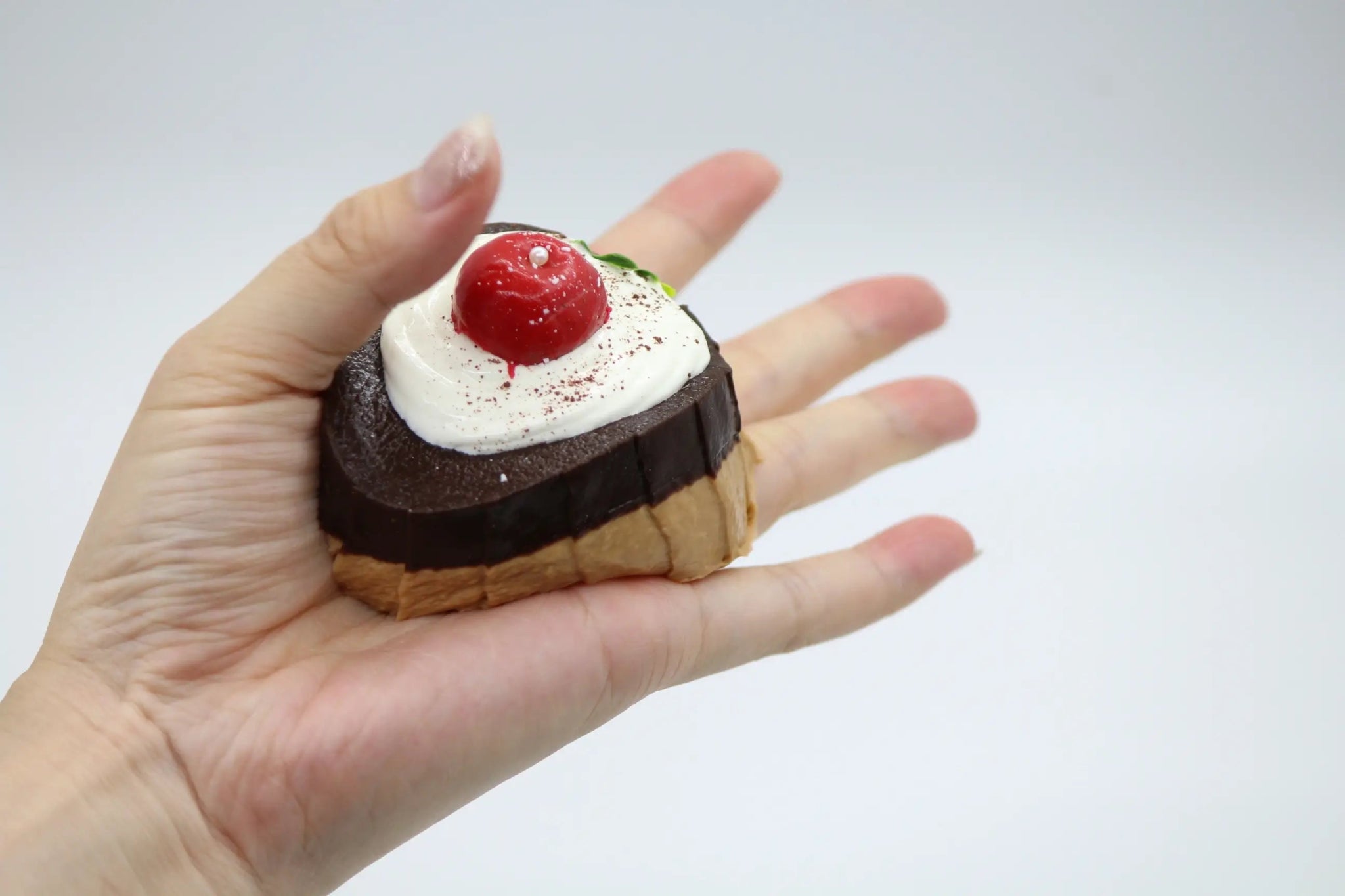 Brown Sugar Glaze Cake - squishy - Yumi Squishy