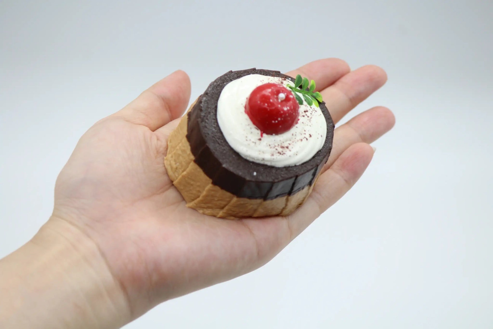 Brown Sugar Glaze Cake - squishy - Yumi Squishy