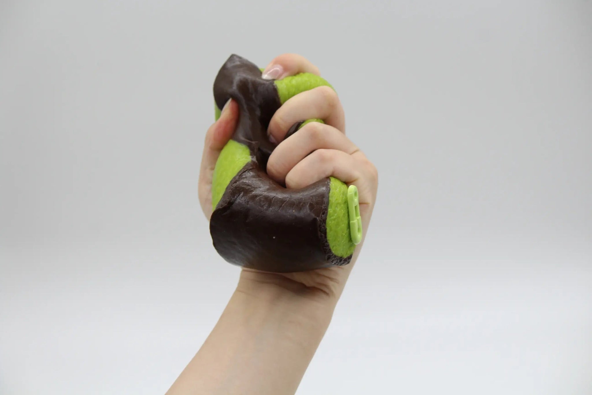 Choco Matcha Sponge Cake - squishy - Yumi Squishy