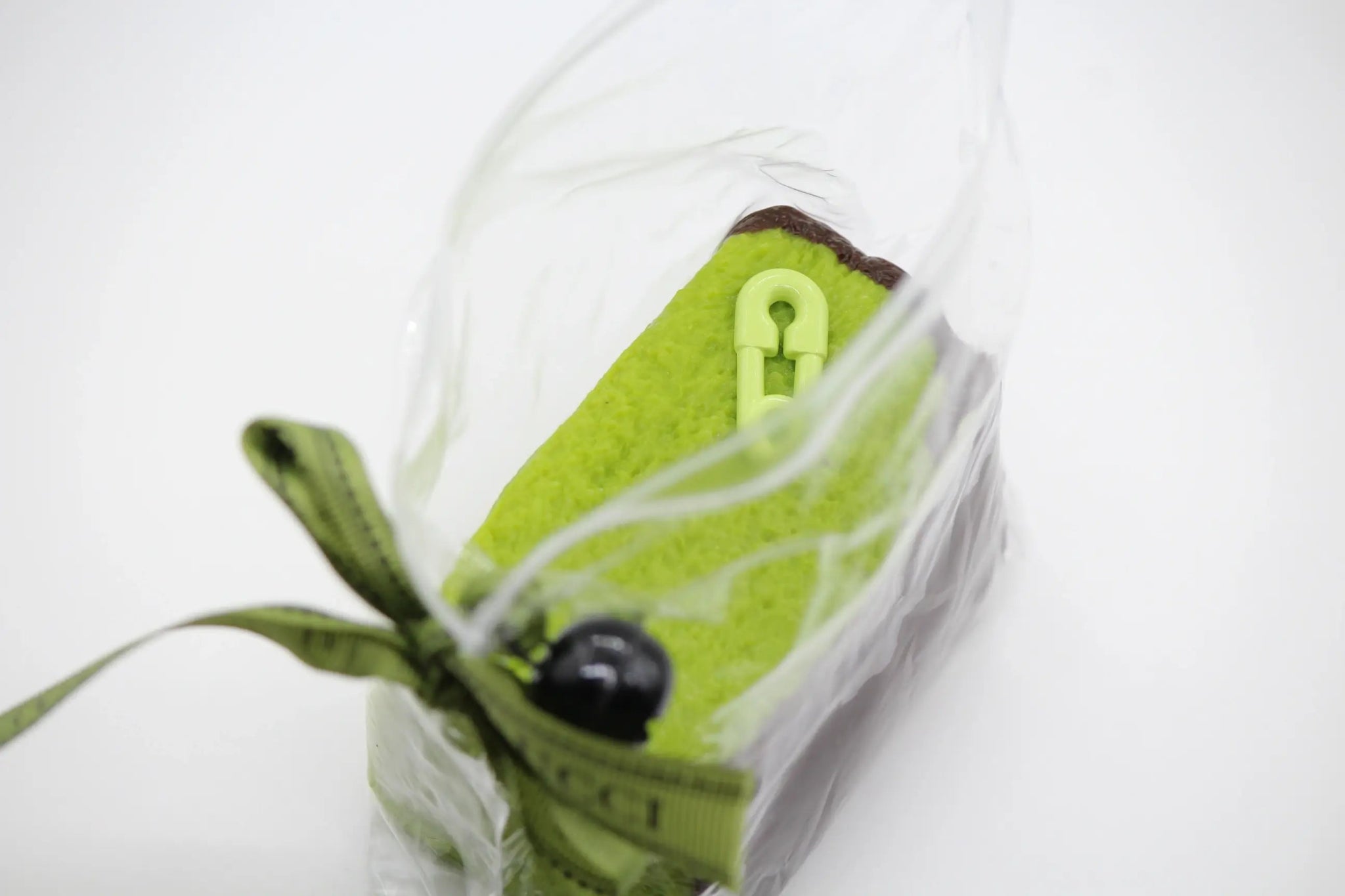 Choco Matcha Sponge Cake - squishy - Yumi Squishy