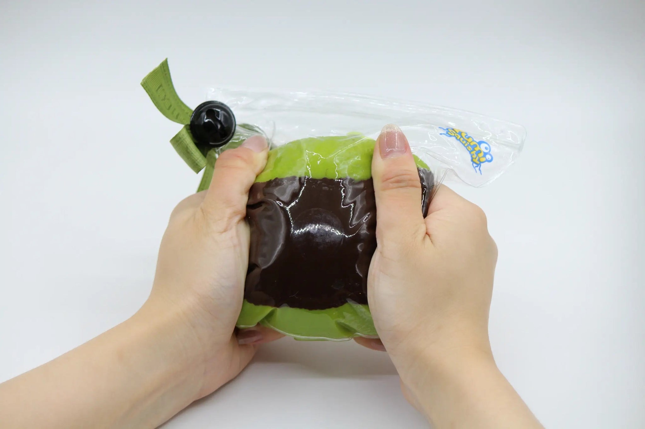 Choco Matcha Sponge Cake - squishy - Yumi Squishy