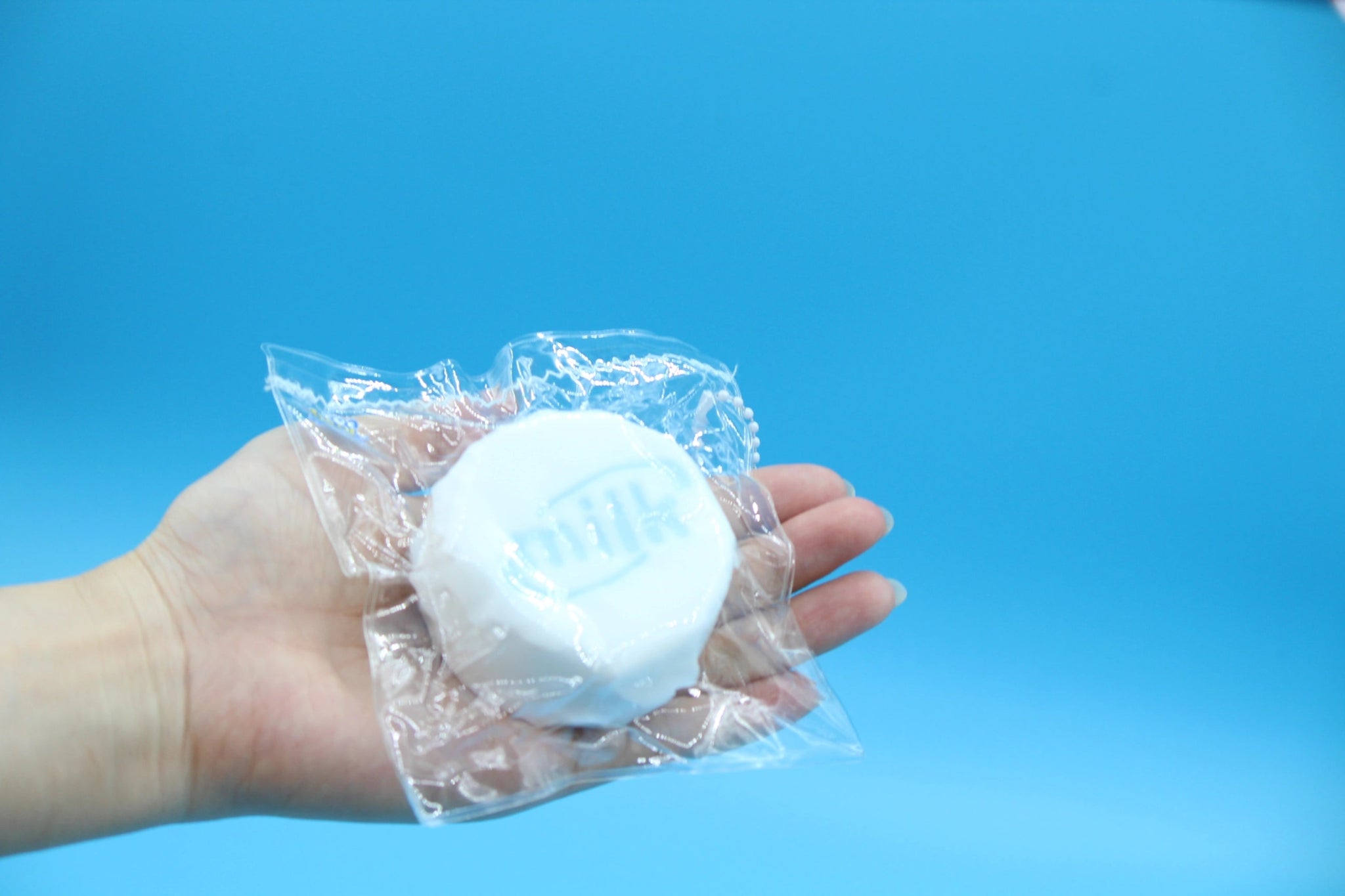 Glacier Milk Slice - squishy - Yumi Squishy