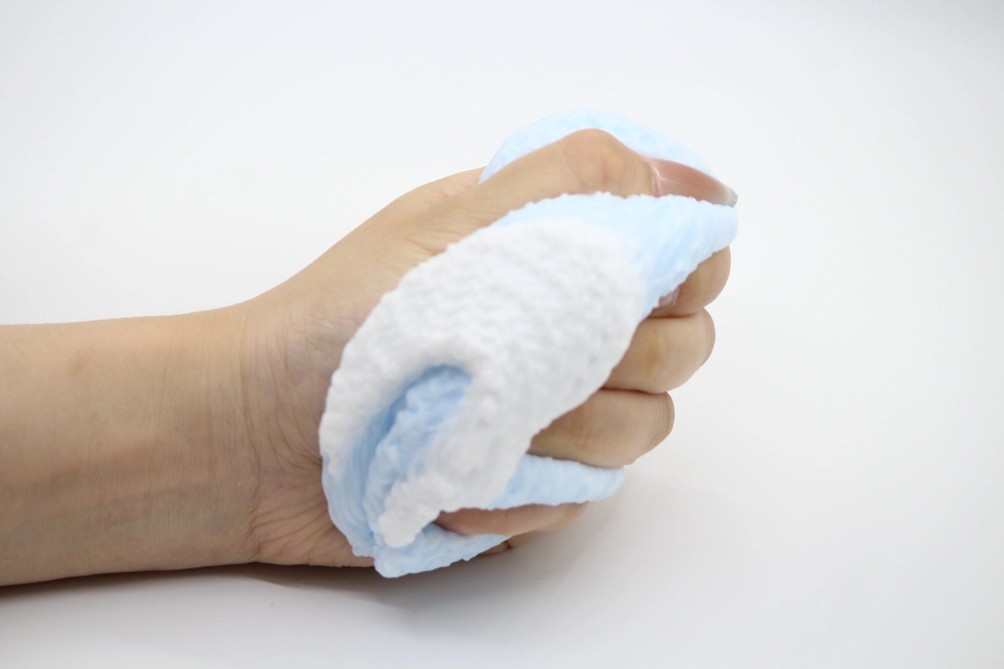 Knitted Moonlight - squishy - Yumi Squishy