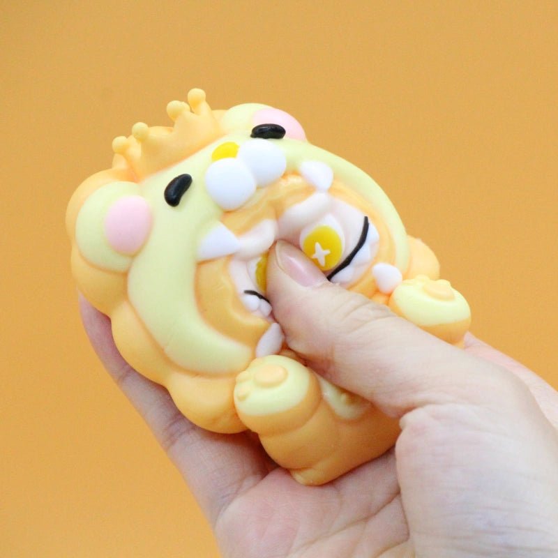 Lion Labubu Squishy - squishy - Yumi Squishy