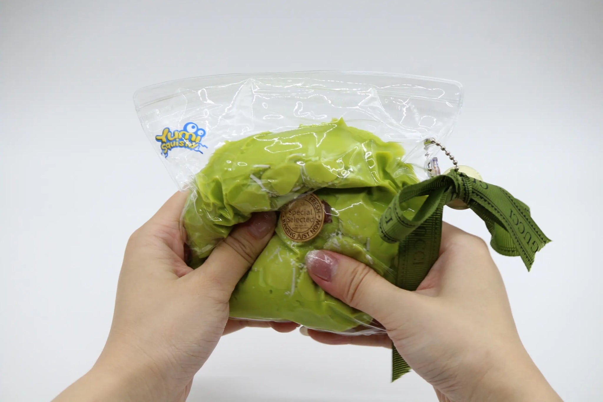 Matcha Coconut Cake - squishy - Yumi Squishy