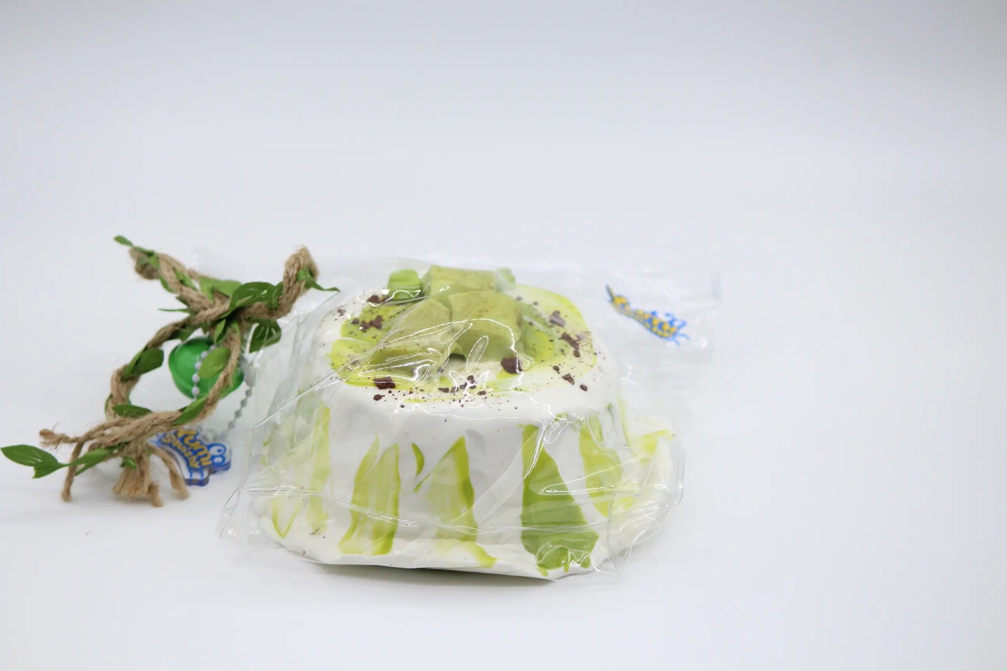 Matcha Lava Cake - squishy - Yumi Squishy