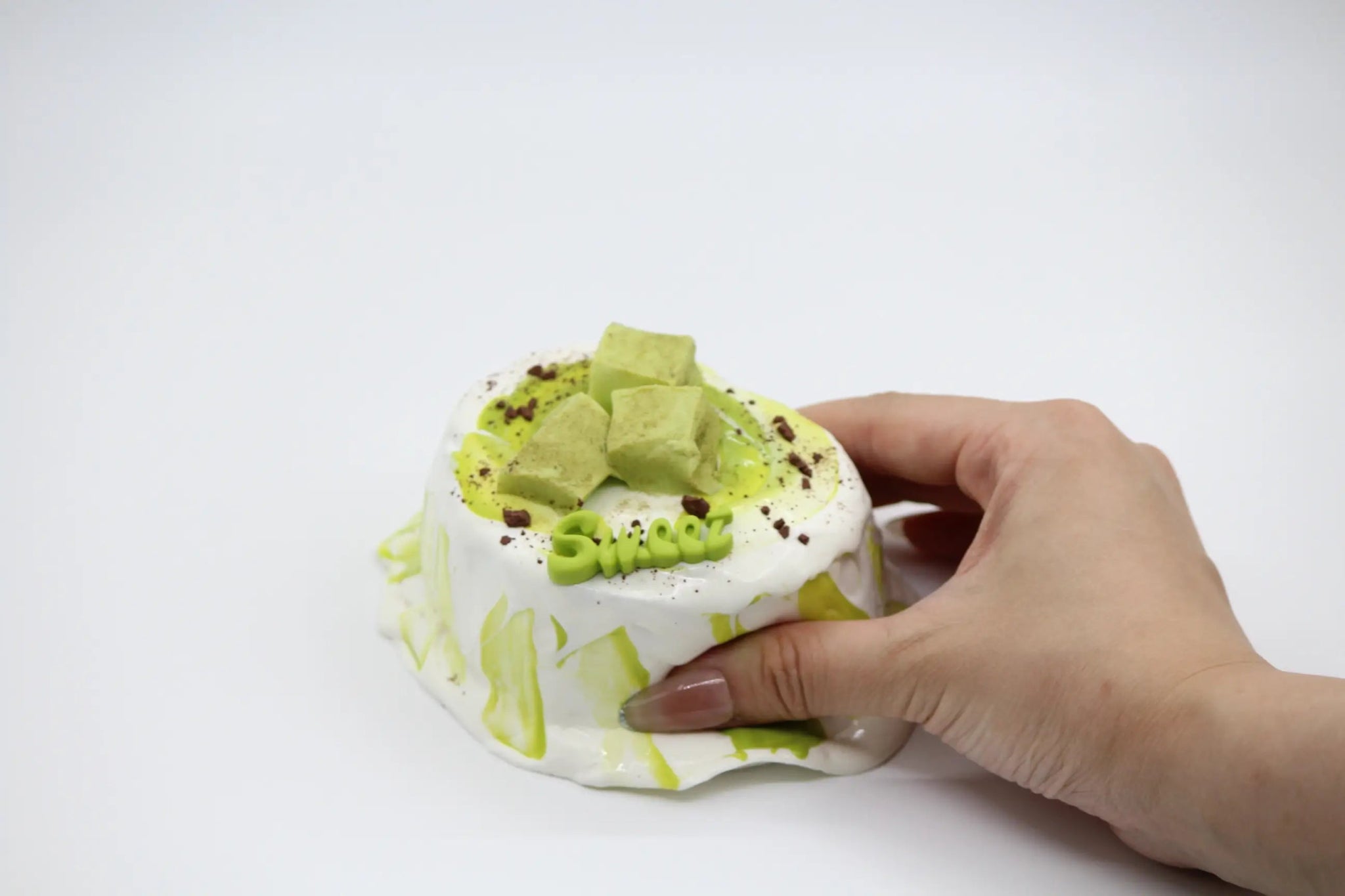 Matcha Lava Cake - squishy - Yumi Squishy