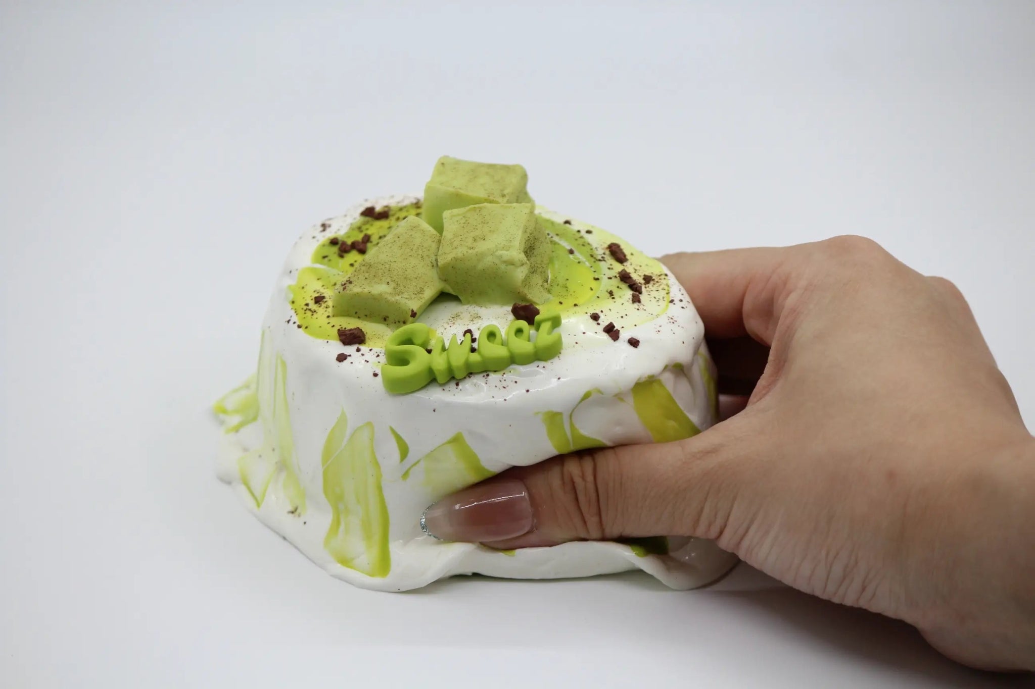 Matcha Lava Cake - squishy - Yumi Squishy