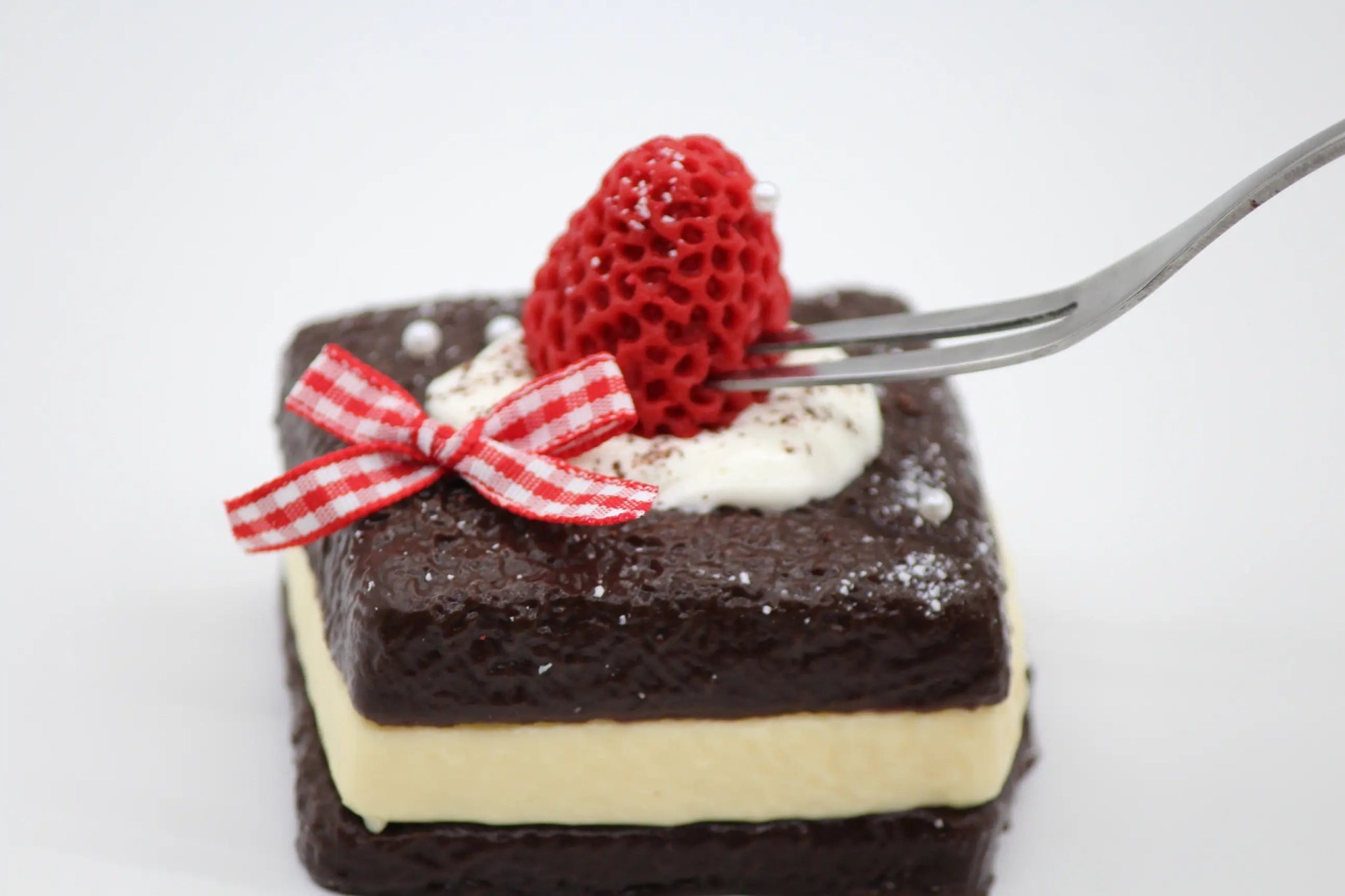 Strawberry Sandwich - squishy - Yumi Squishy