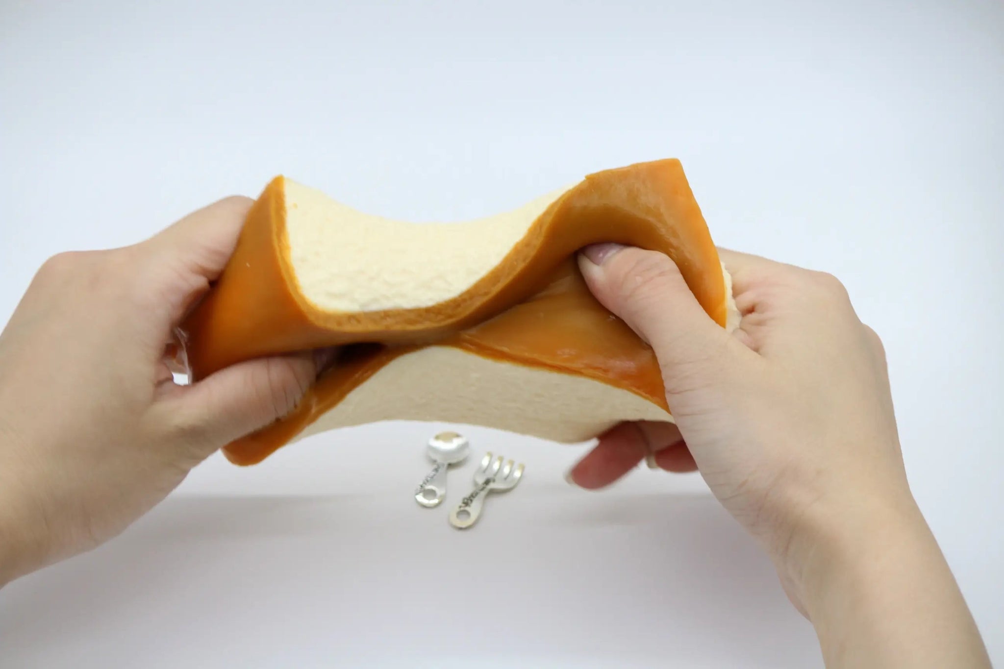 Vintage Sponge Cake - squishy - Yumi Squishy
