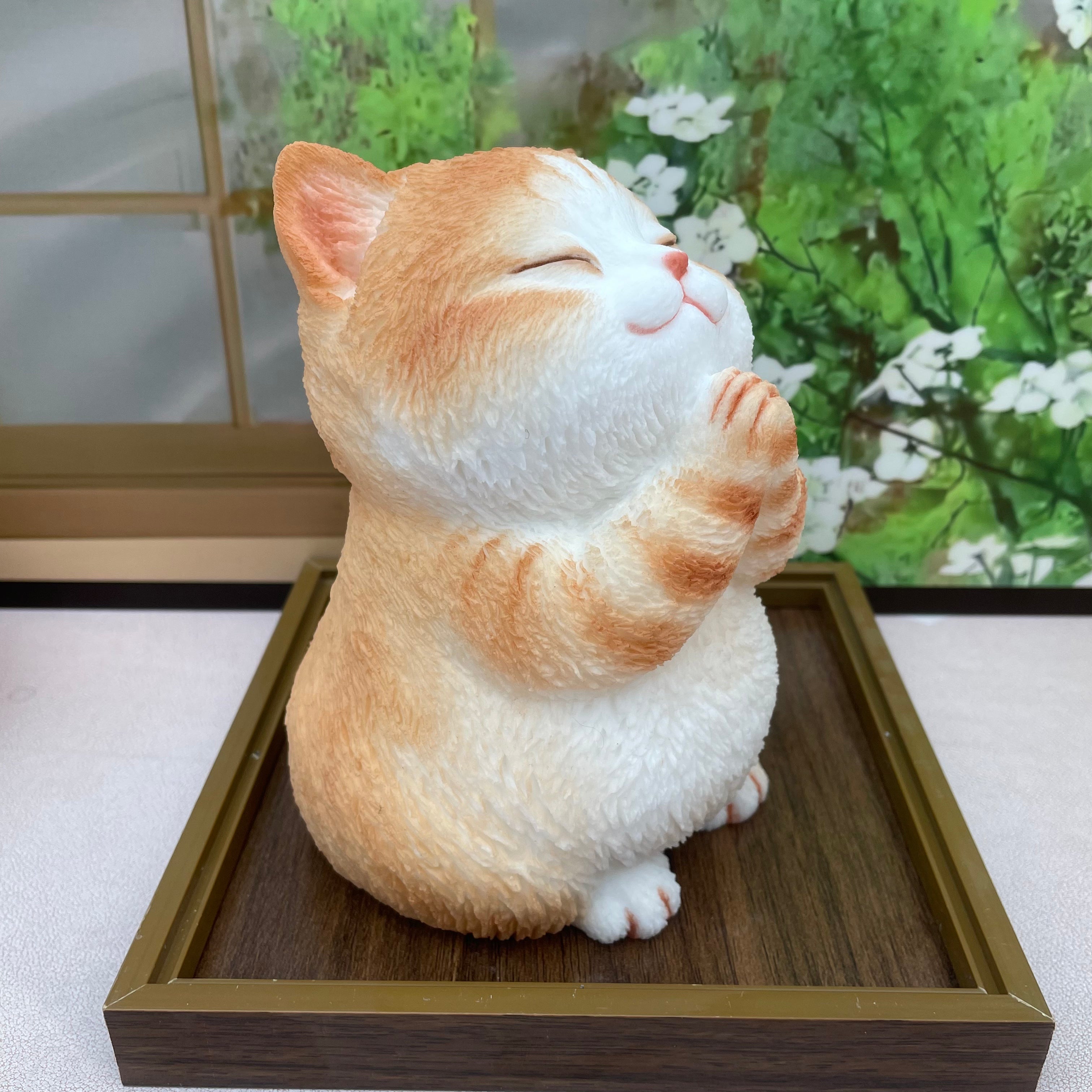 Lucky Whisper Cat - Chubby Cat Squishy