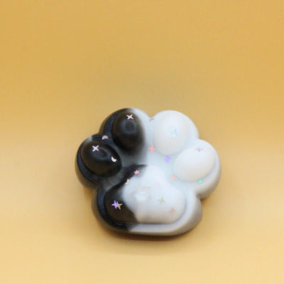 Black & White Cat Paw Squishy - squishy - Yumi Squishy