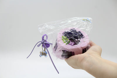 Blueberry Frosted Cake - Yumi Squishy