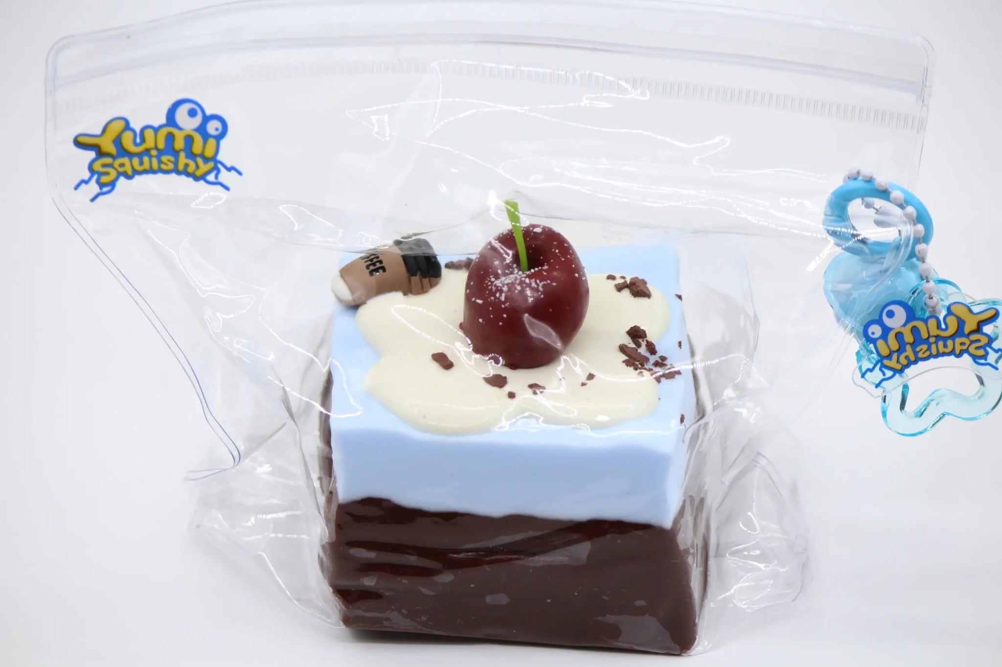 Cherry Sea Salt Brownie - squishy - Yumi Squishy