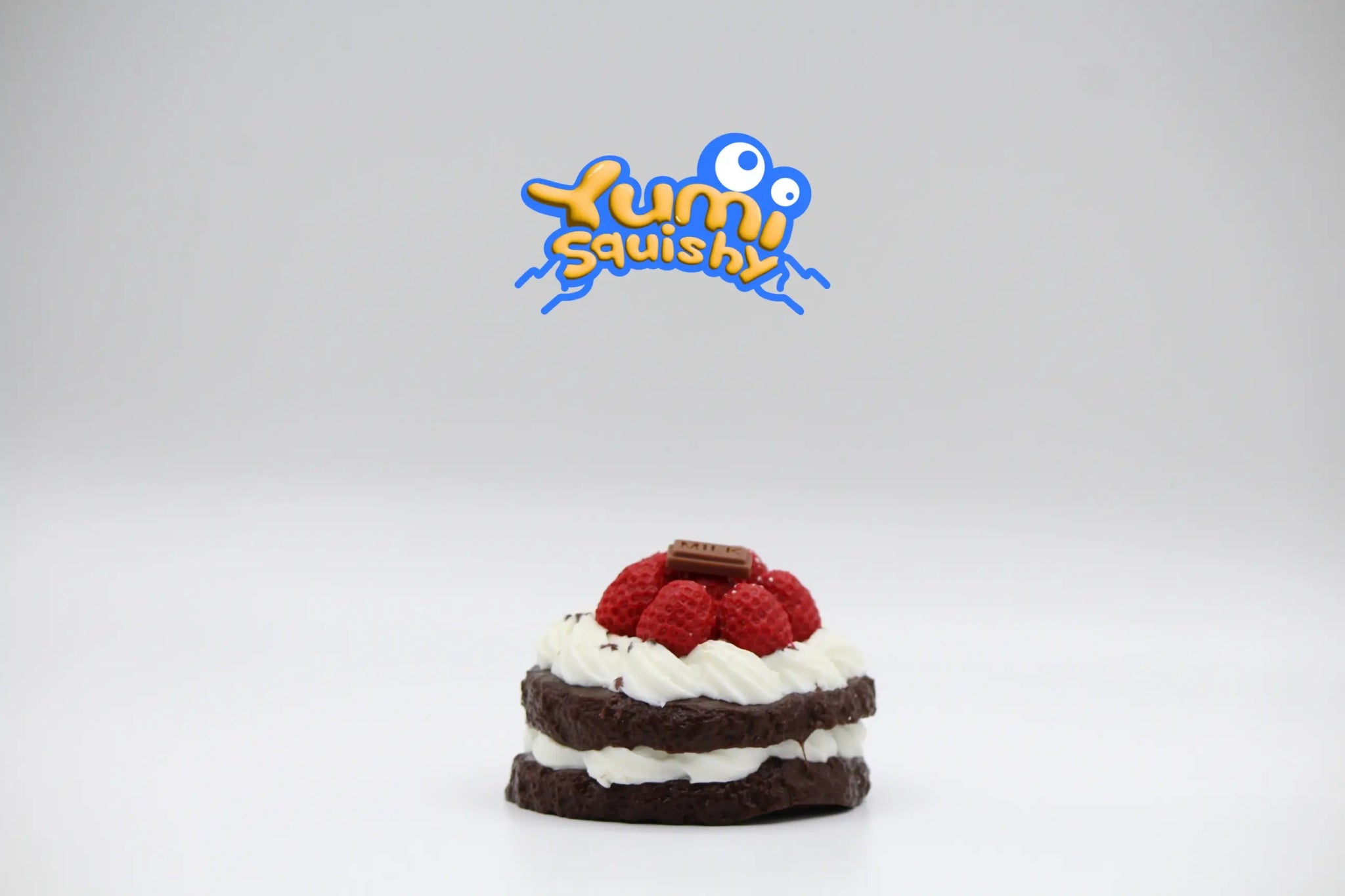 Choco Berry Cake - squishy - Yumi Squishy