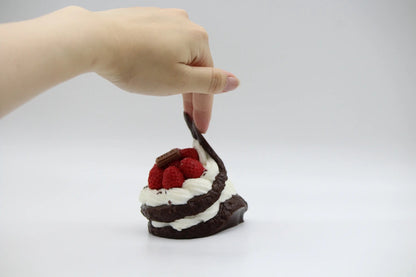 Choco Berry Cake - squishy - Yumi Squishy