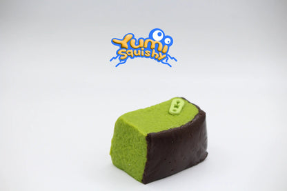 Choco Matcha Sponge Cake - squishy - Yumi Squishy