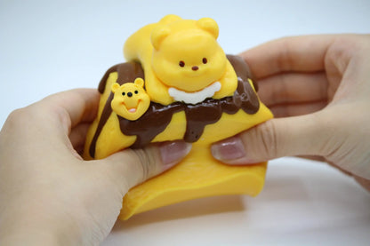 Honey Bear Cake - squishy - Yumi Squishy