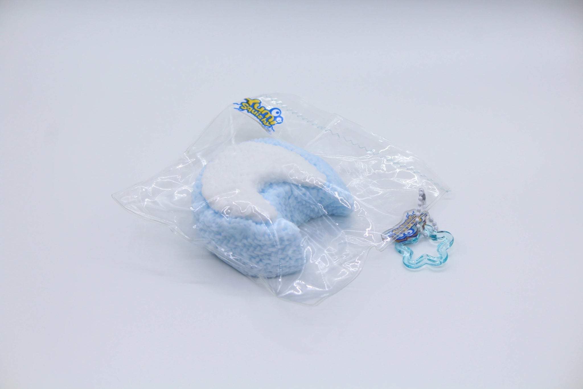 Knitted Moonlight - squishy - Yumi Squishy