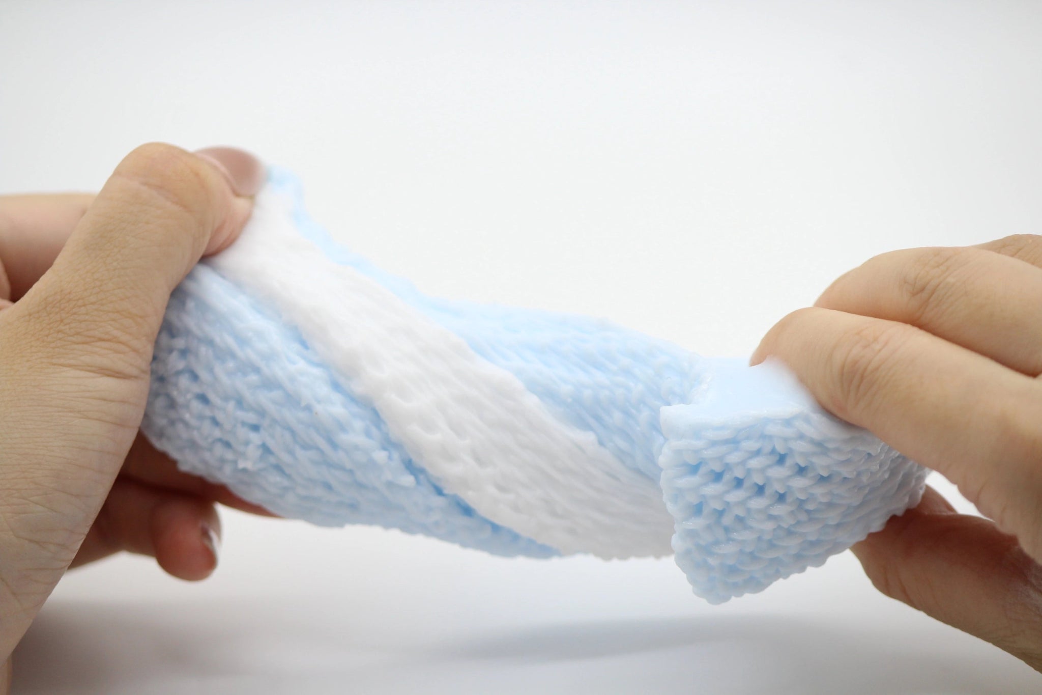 Knitted Moonlight - squishy - Yumi Squishy