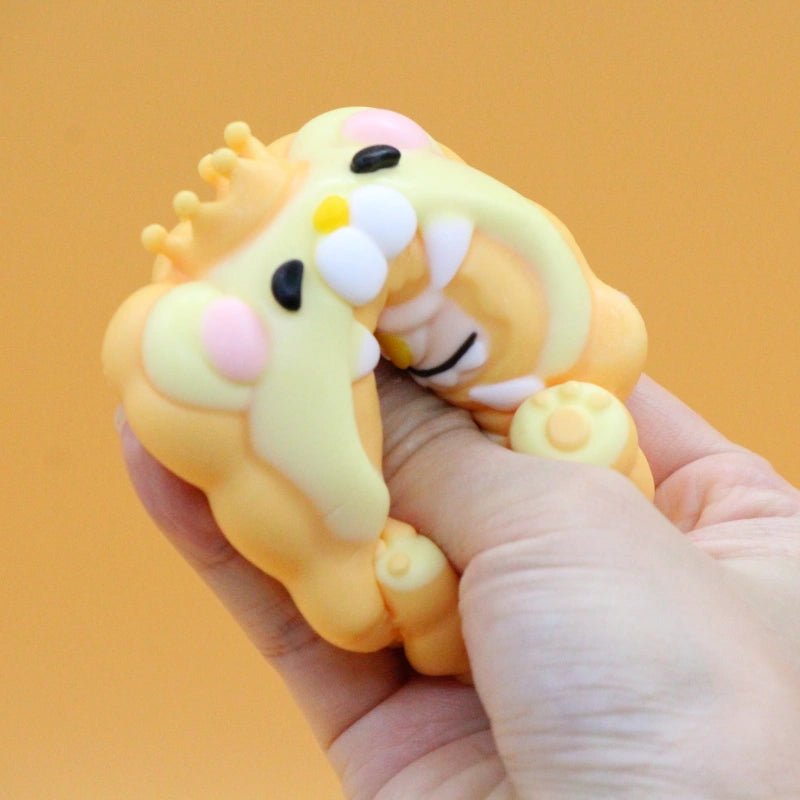 Lion Labubu Squishy - squishy - Yumi Squishy