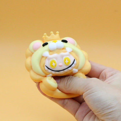 Lion Labubu Squishy - squishy - Yumi Squishy