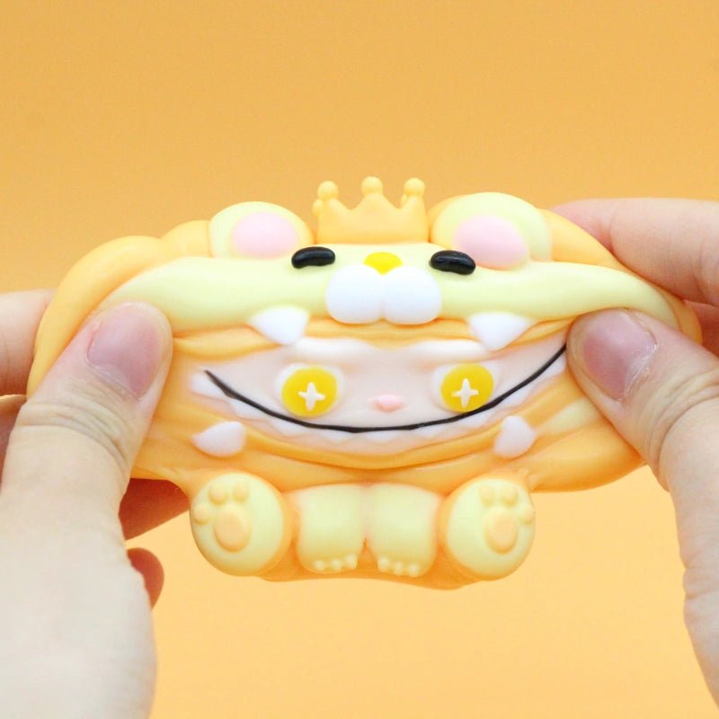 Lion Labubu Squishy - squishy - Yumi Squishy