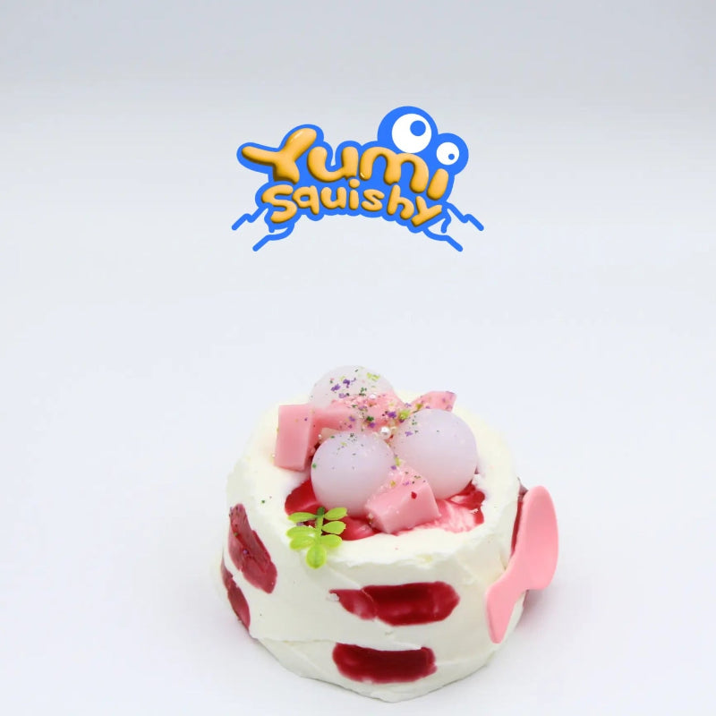 Lychee Peach Cream Cake - squishy - Yumi Squishy