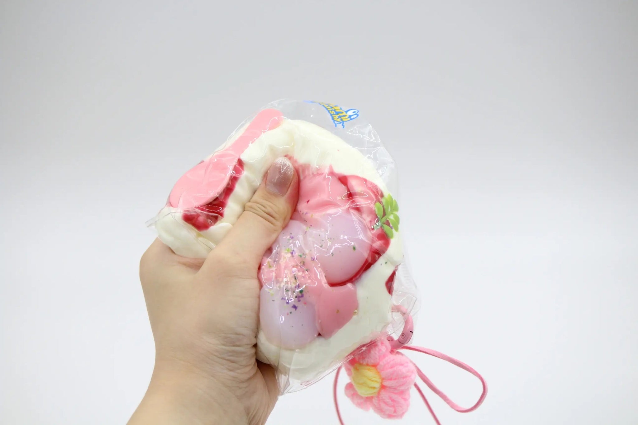 Lychee Peach Cream Cake - squishy - Yumi Squishy