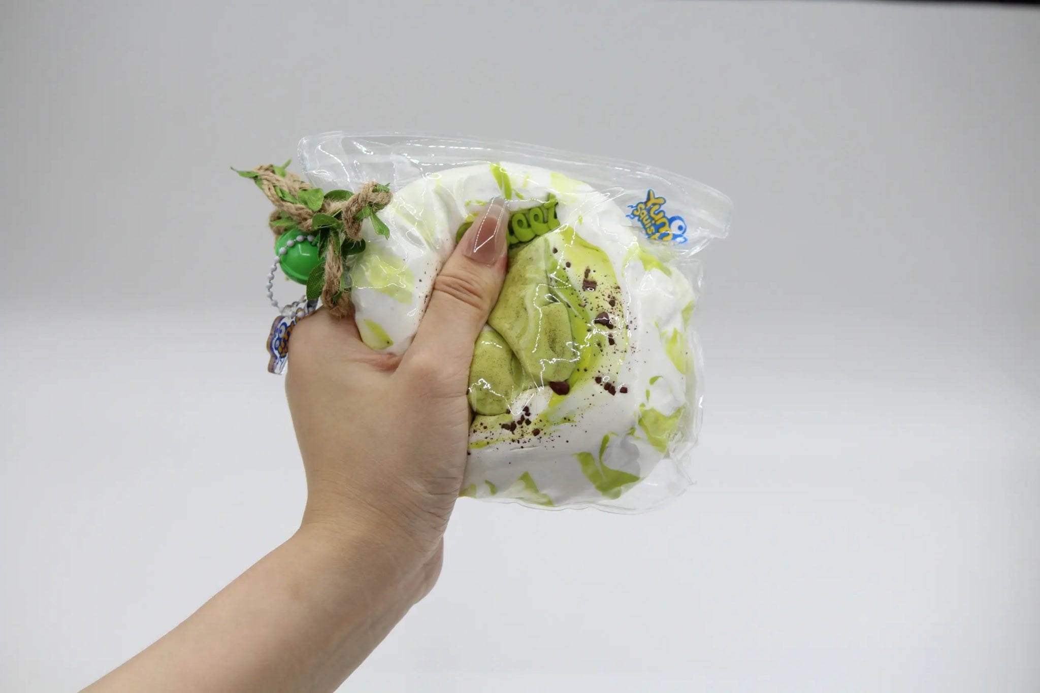 Matcha Lava Cake - squishy - Yumi Squishy