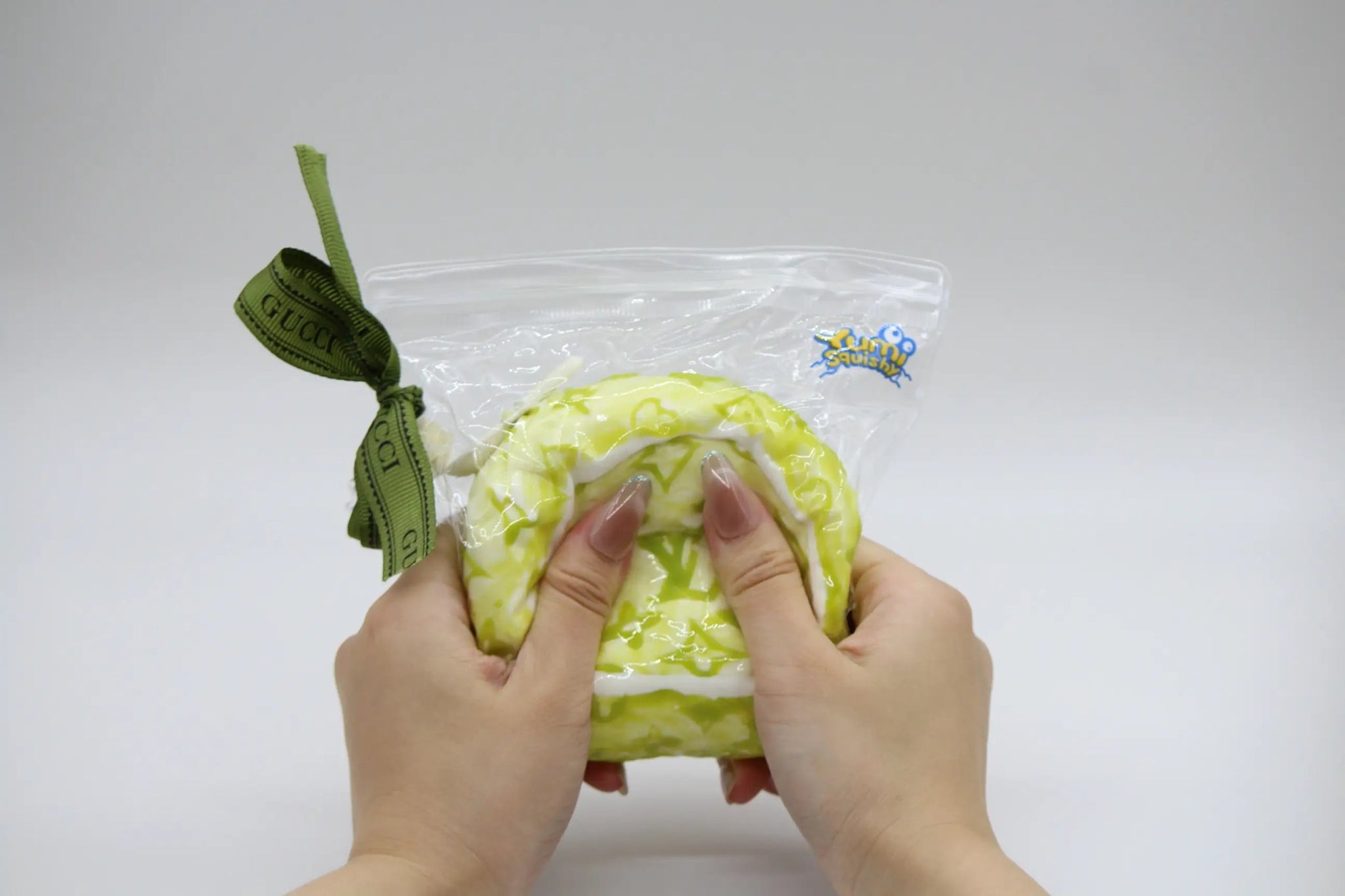 Matcha Luxe Cake - squishy - Yumi Squishy