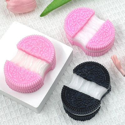 Ooey Gooey Oreo - Yumi Squishy