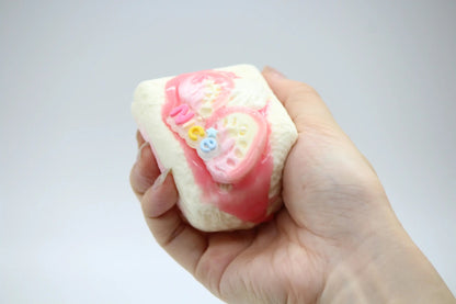 Pink Berry Slice Cake - squishy - Yumi Squishy