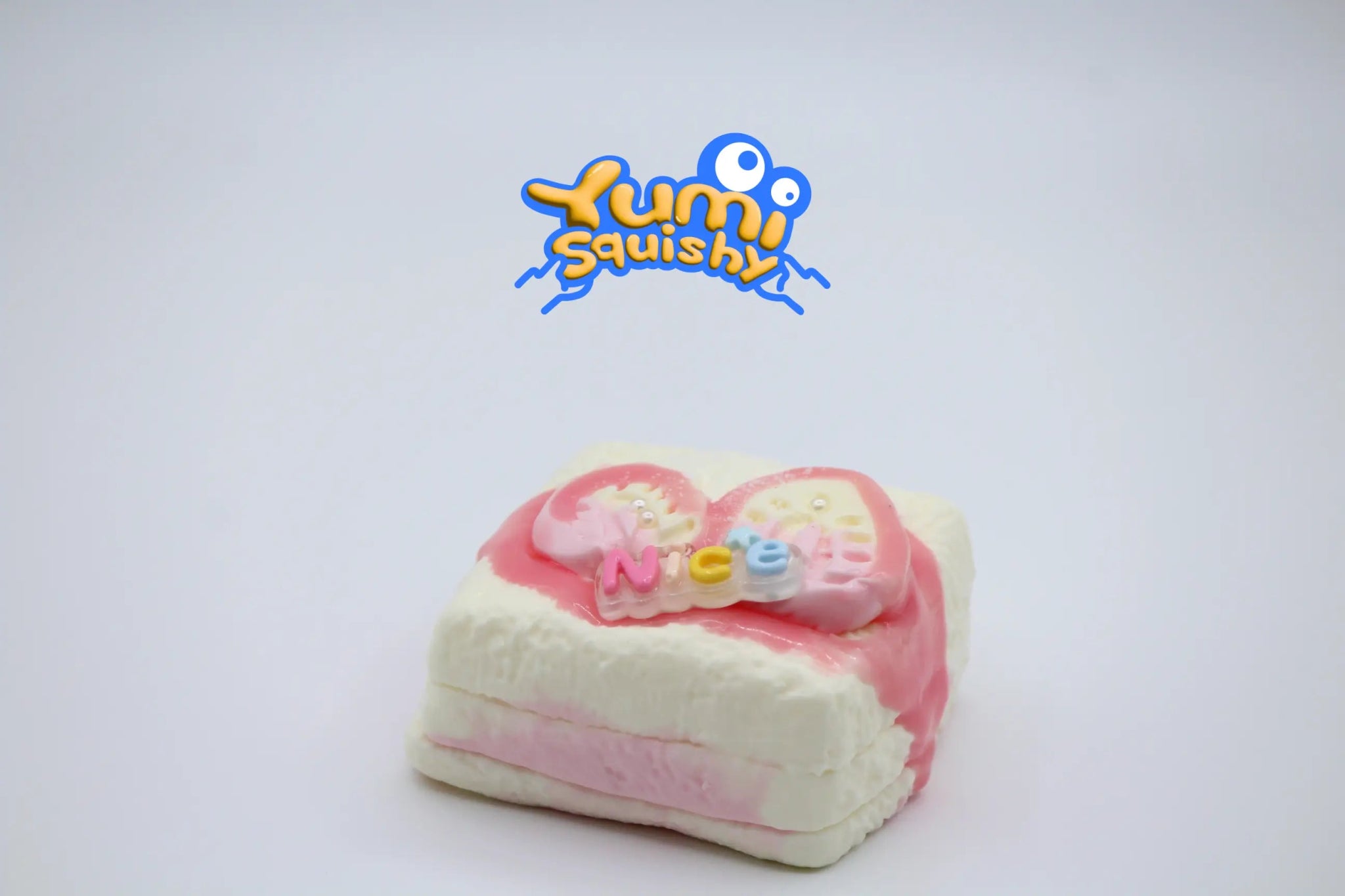 Pink Berry Slice Cake - squishy - Yumi Squishy
