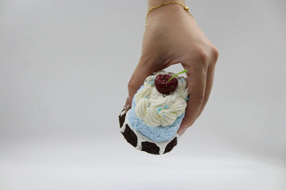 Sea Salt Cherry Cake - squishy - Yumi Squishy