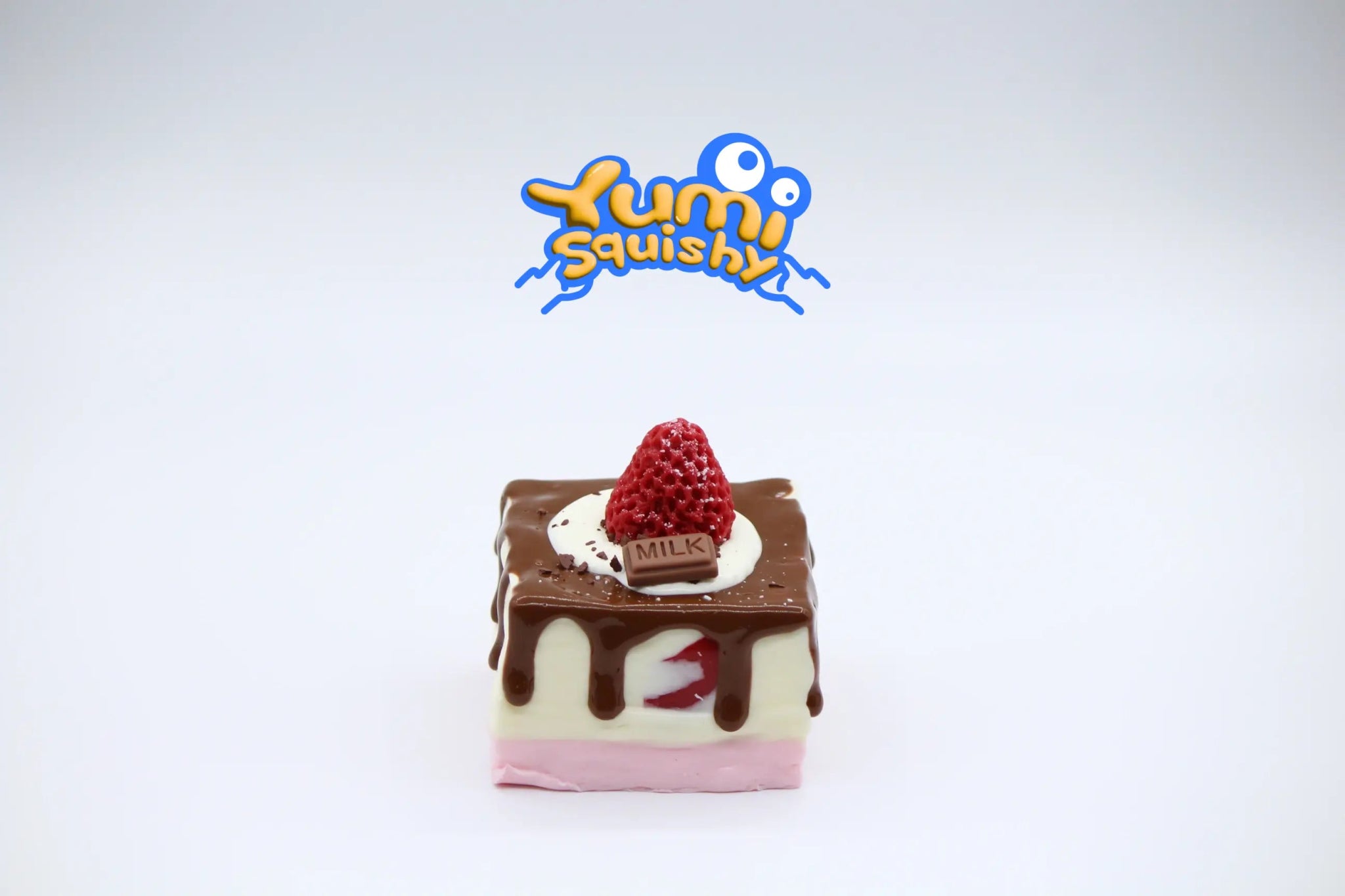 Strawberry Petite - squishy - Yumi Squishy