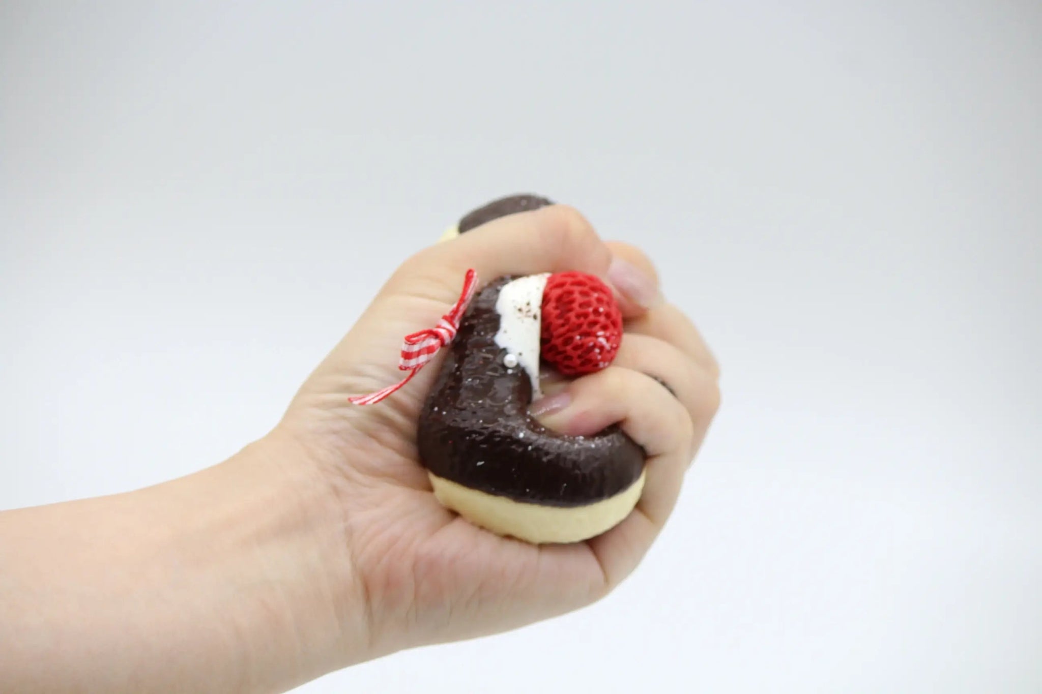 Strawberry Sandwich - squishy - Yumi Squishy