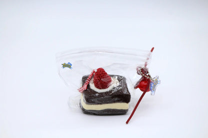 Strawberry Sandwich - squishy - Yumi Squishy