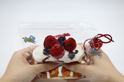 Toasted Strawberry Cake - squishy - Yumi Squishy