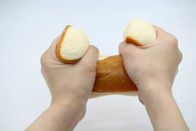 Vintage Sponge Cake - Yumi Squishy