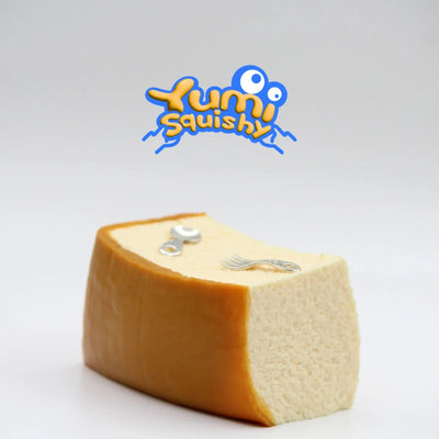 Vintage Sponge Cake - Yumi Squishy